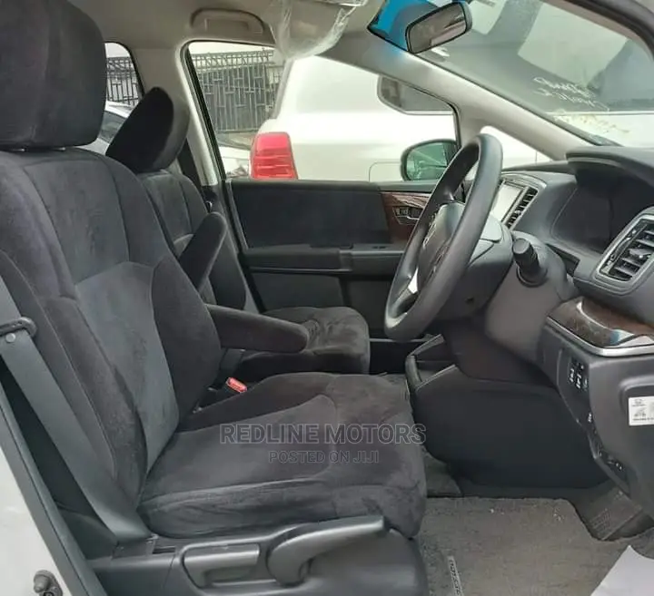 Honda Odyssey 2.4 Absolute 2WD 2016 Pearl