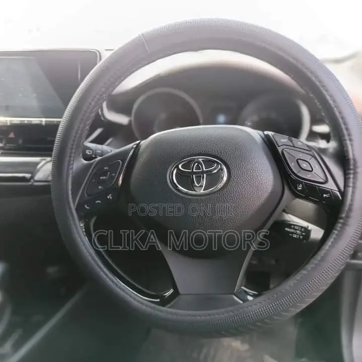 Toyota C-Hr 2017 White