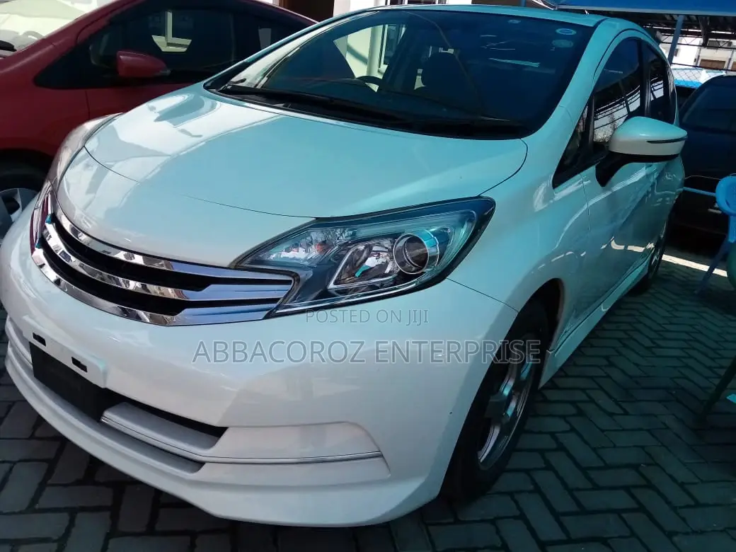 Nissan Note 2016 White