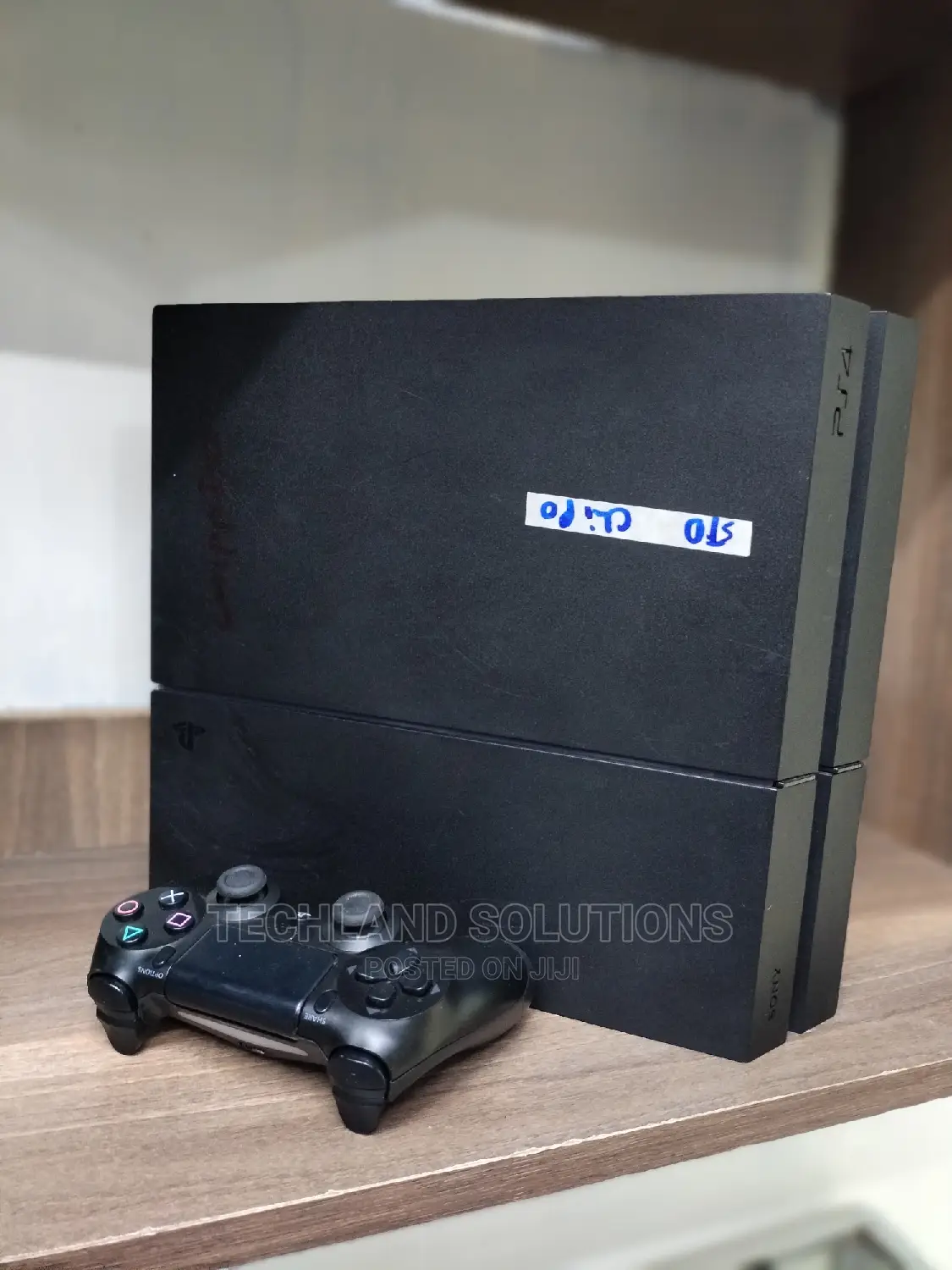 Chipped Ps4 Standard