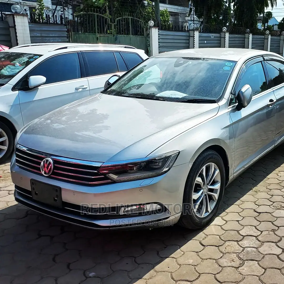 Volkswagen Passat 2016 Gray