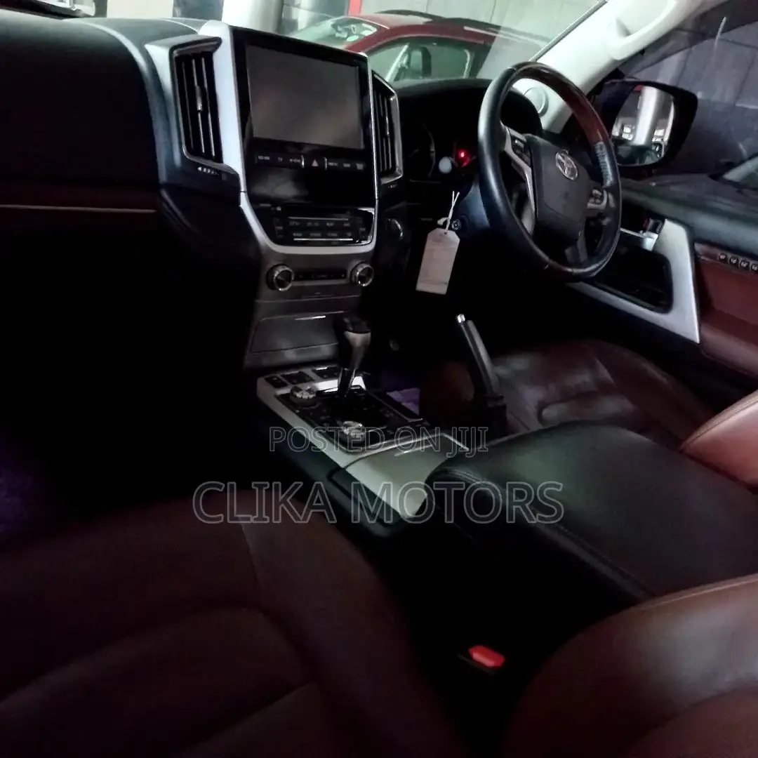 Toyota Land Cruiser Prado 2016 Silver