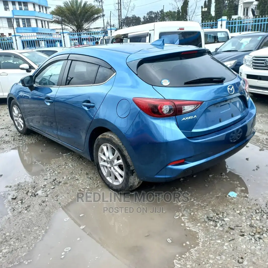 Mazda Axela 2017 Blue