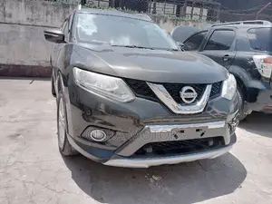Nissan X-Trail 2017 Green