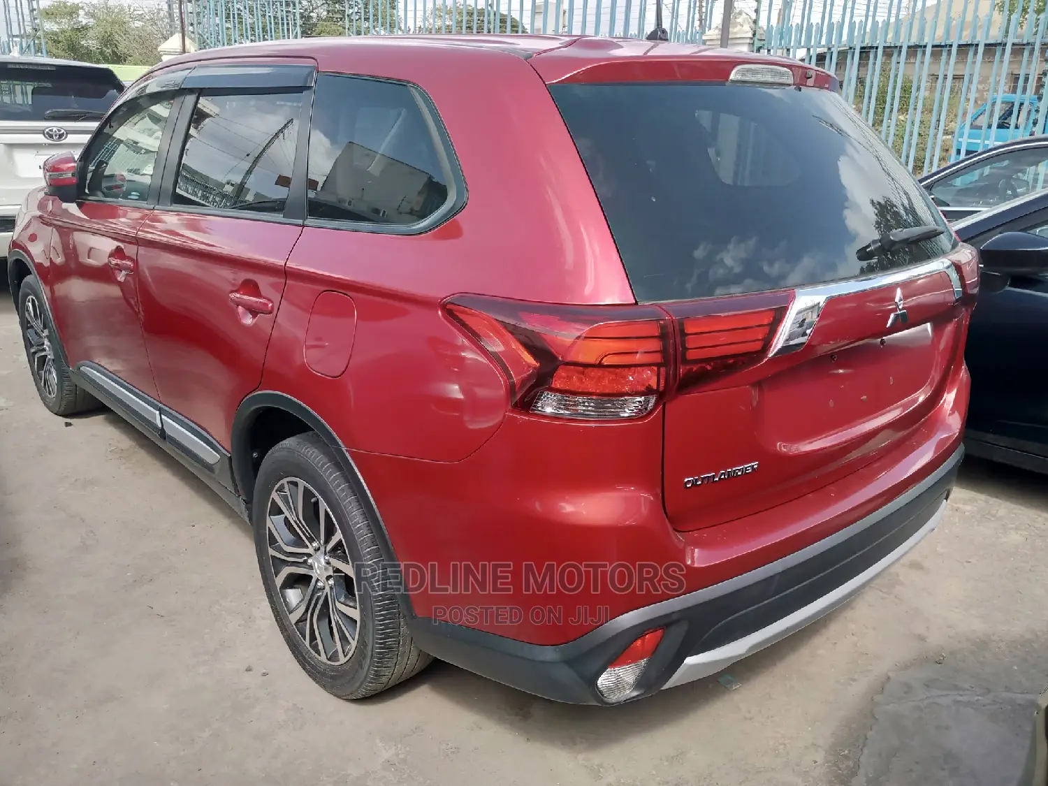 Mitsubishi Outlander SE AWC 2017 Red