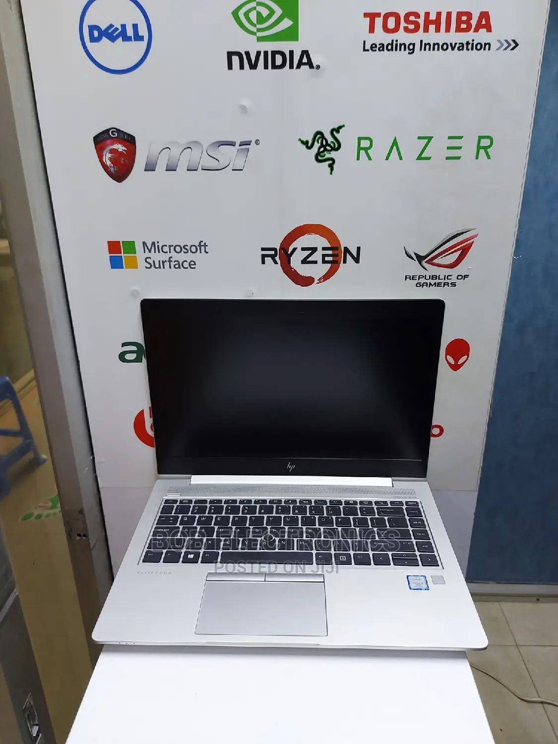 Laptop HP 340s 4GB Intel Pentium HDD 500GB
