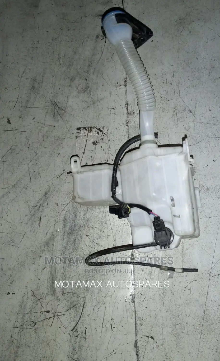 Toyota Mark X Washer Bottle