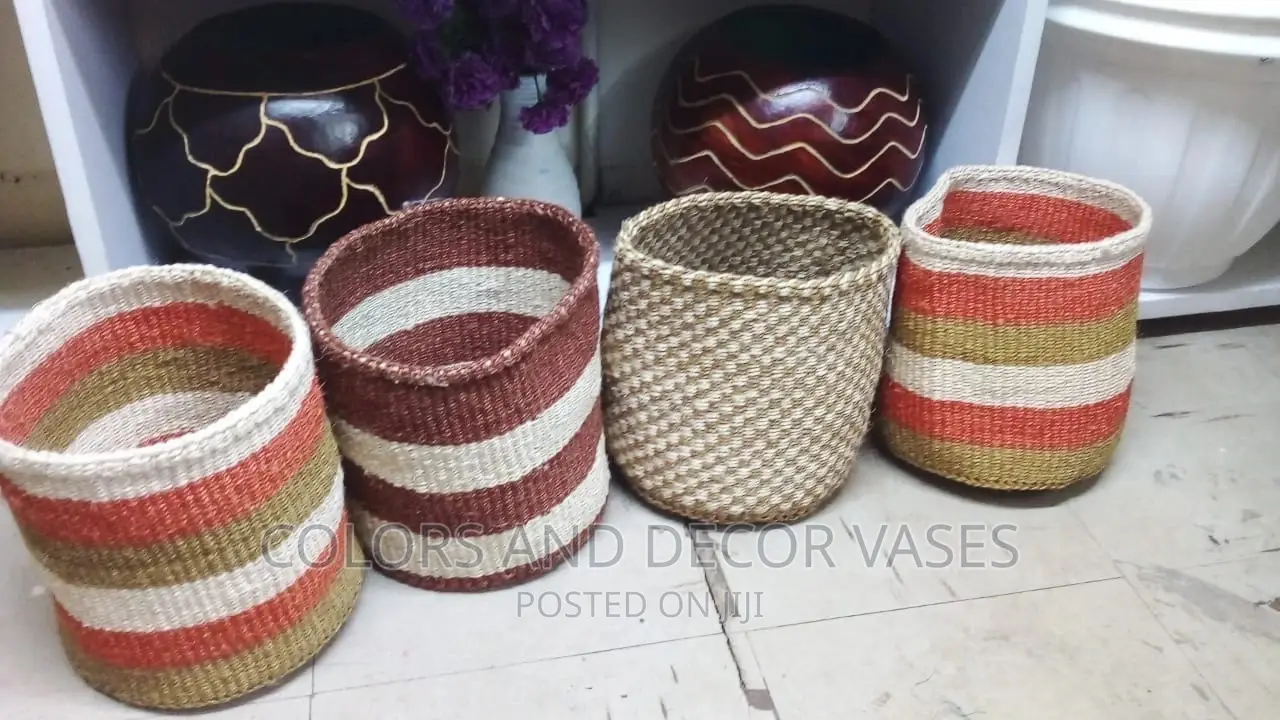 Baskets Kiondos Vases