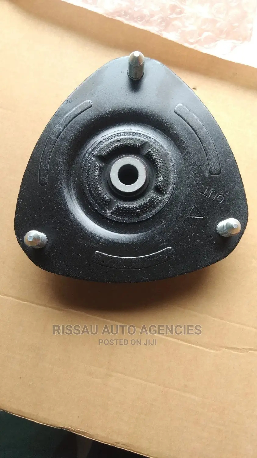 Honda Stream and Cross Road Shock Moulding.