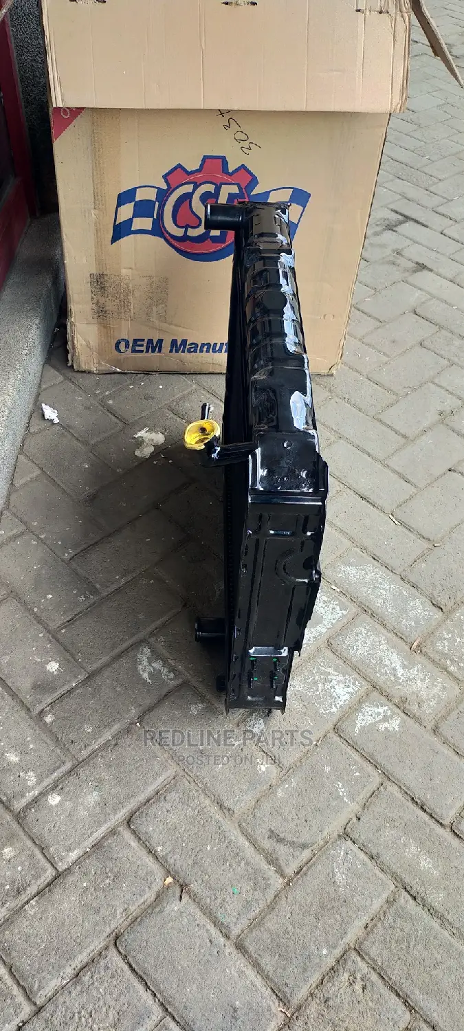 CSF 2708: 60 Series Radiator Toyota Land Cruiser 4.2L 1987