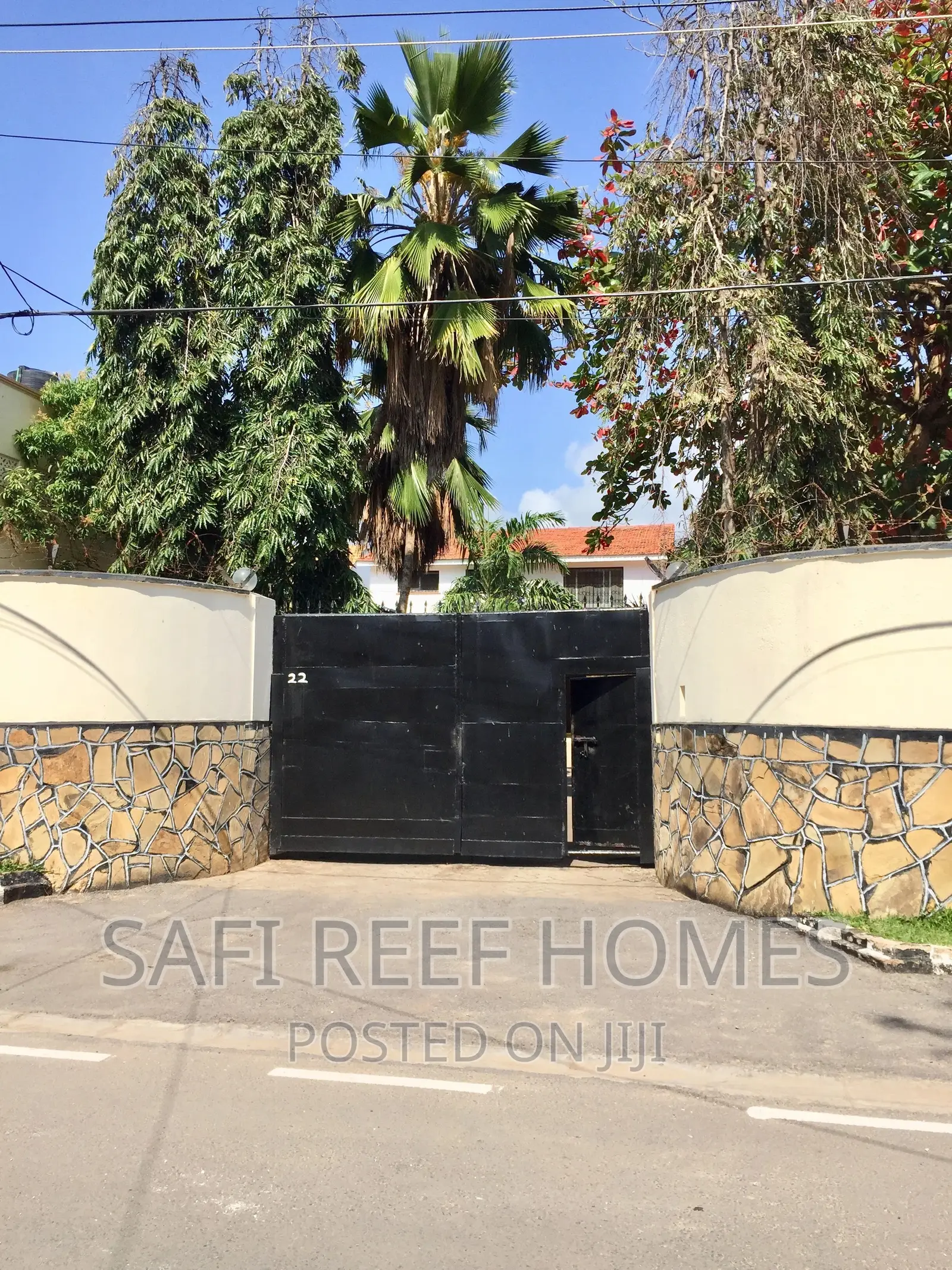 4bdrm Maisonette in Nyali for Sale