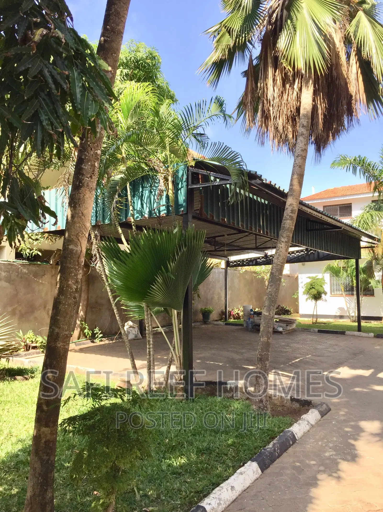 4bdrm Maisonette in Nyali for Sale