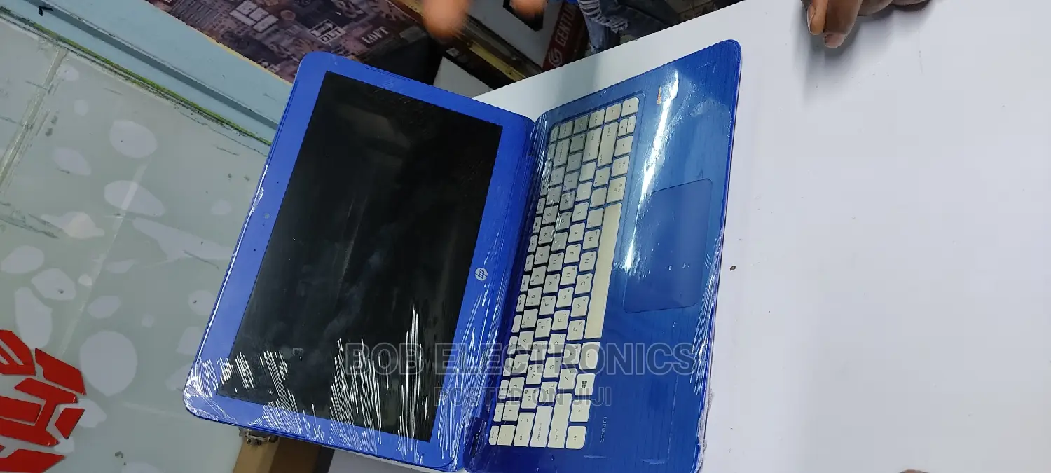 Laptop HP Stream 14 4GB Intel Celeron SSD 32GB