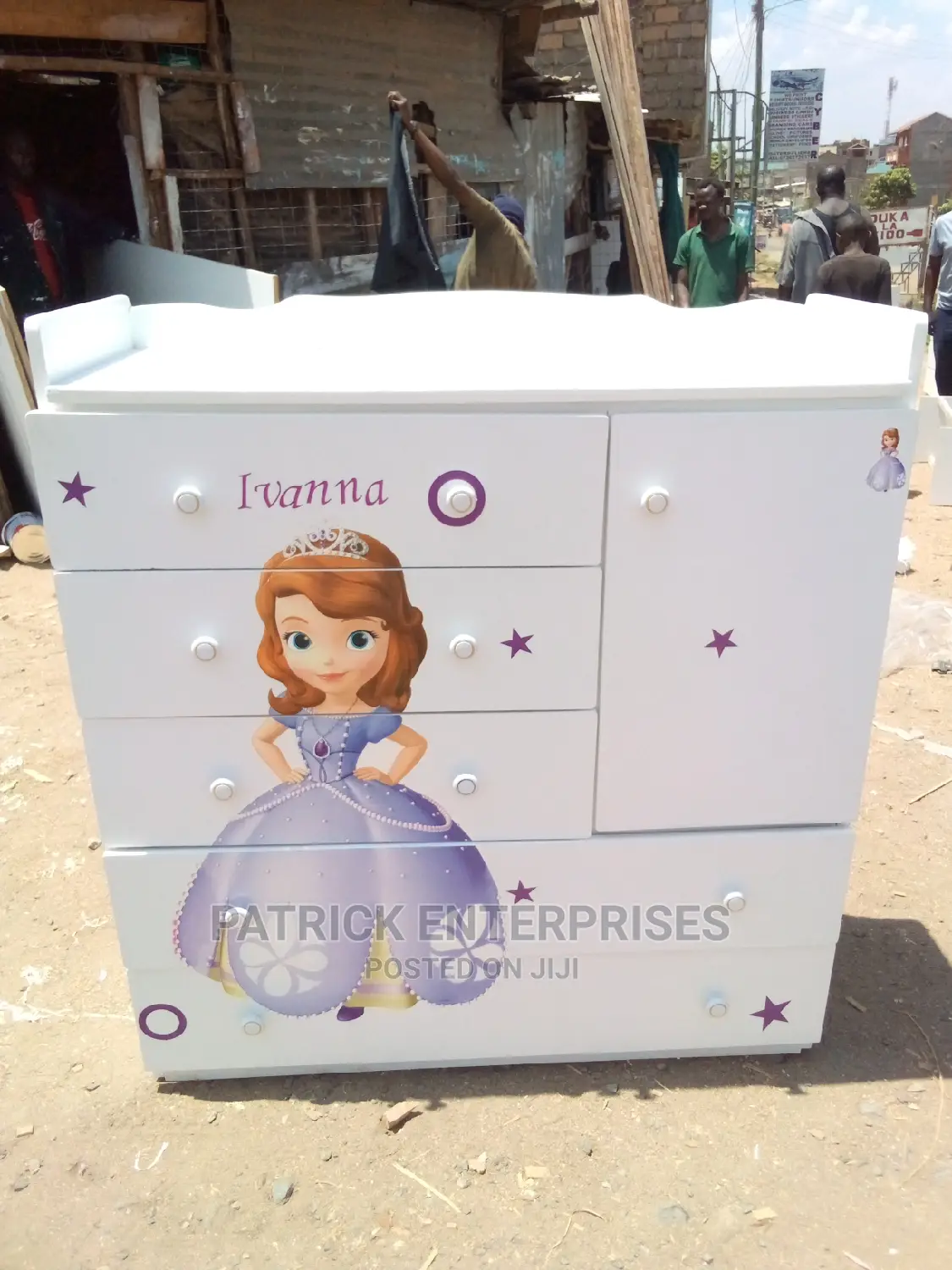 Morden Baby Chest of Drawers 4 by 4 Fitts