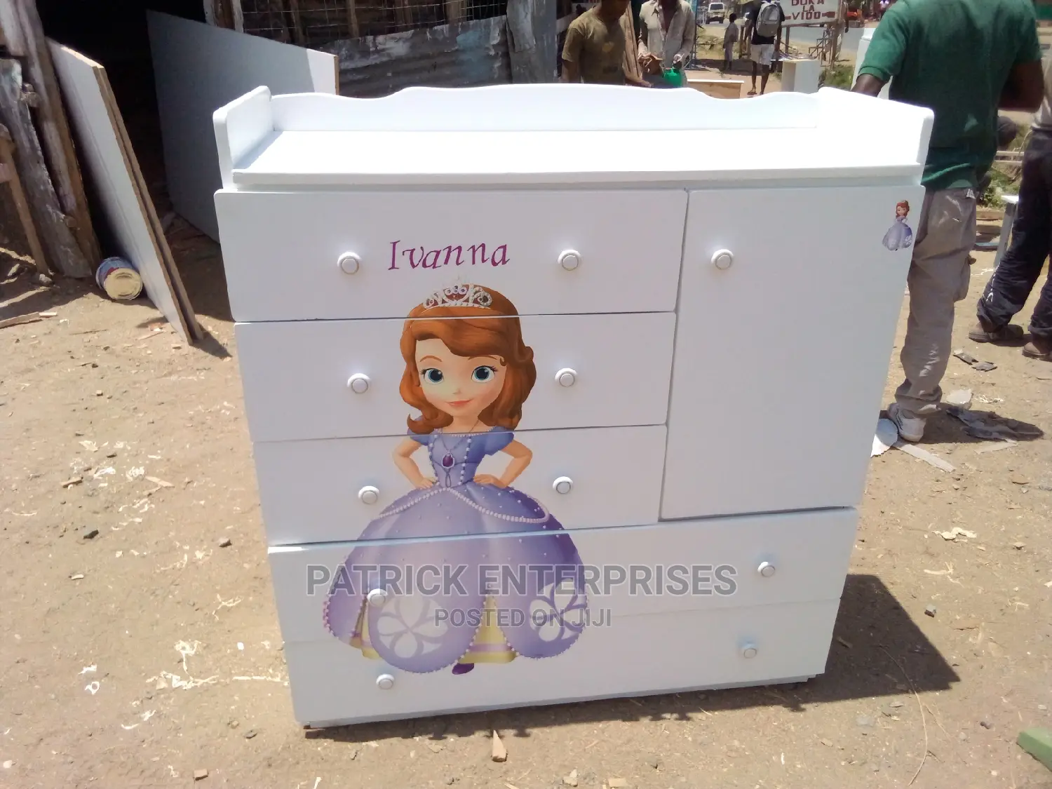 Morden Baby Chest of Drawers 4 by 4 Fitts