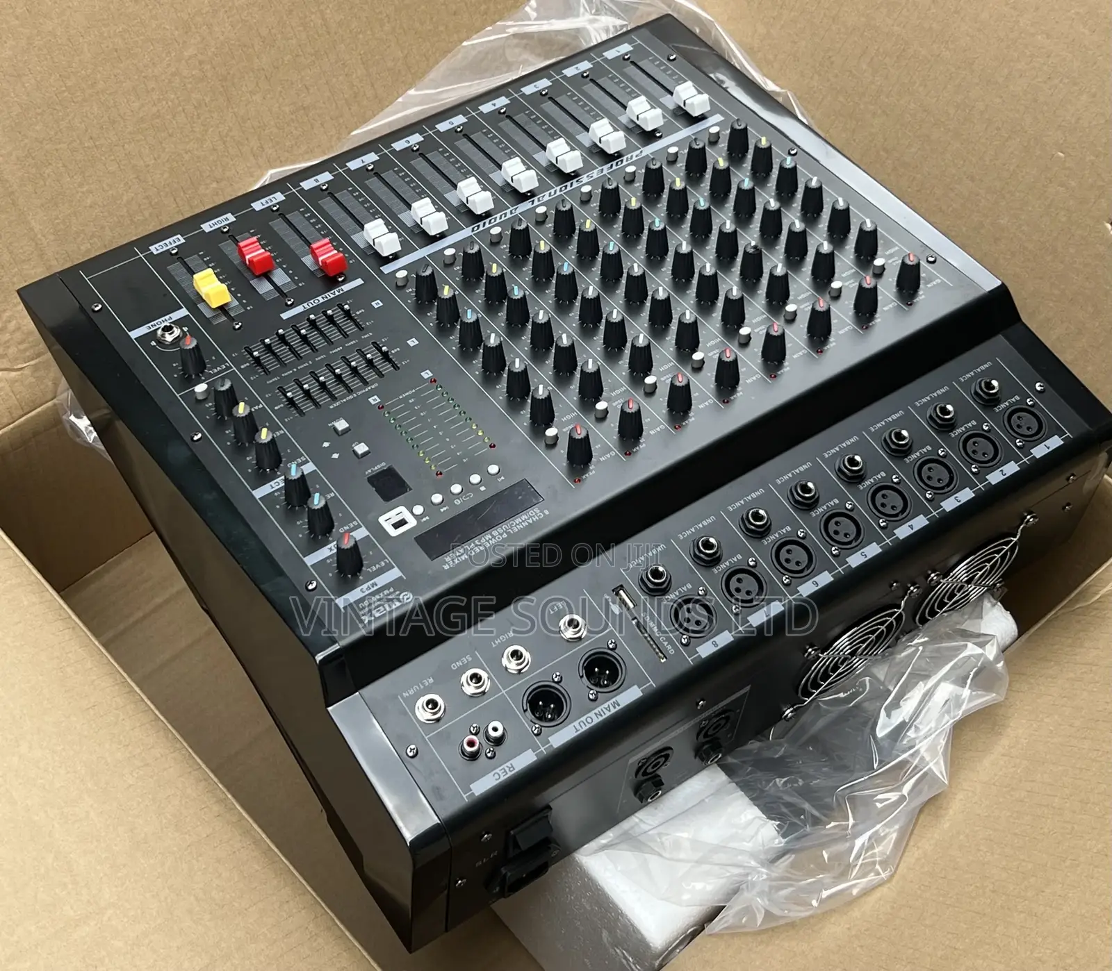 Professional Omax Powered Mixer
