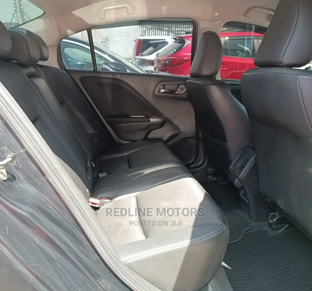 Honda Grace 1.5 Hybrid AWD 2016 Black
