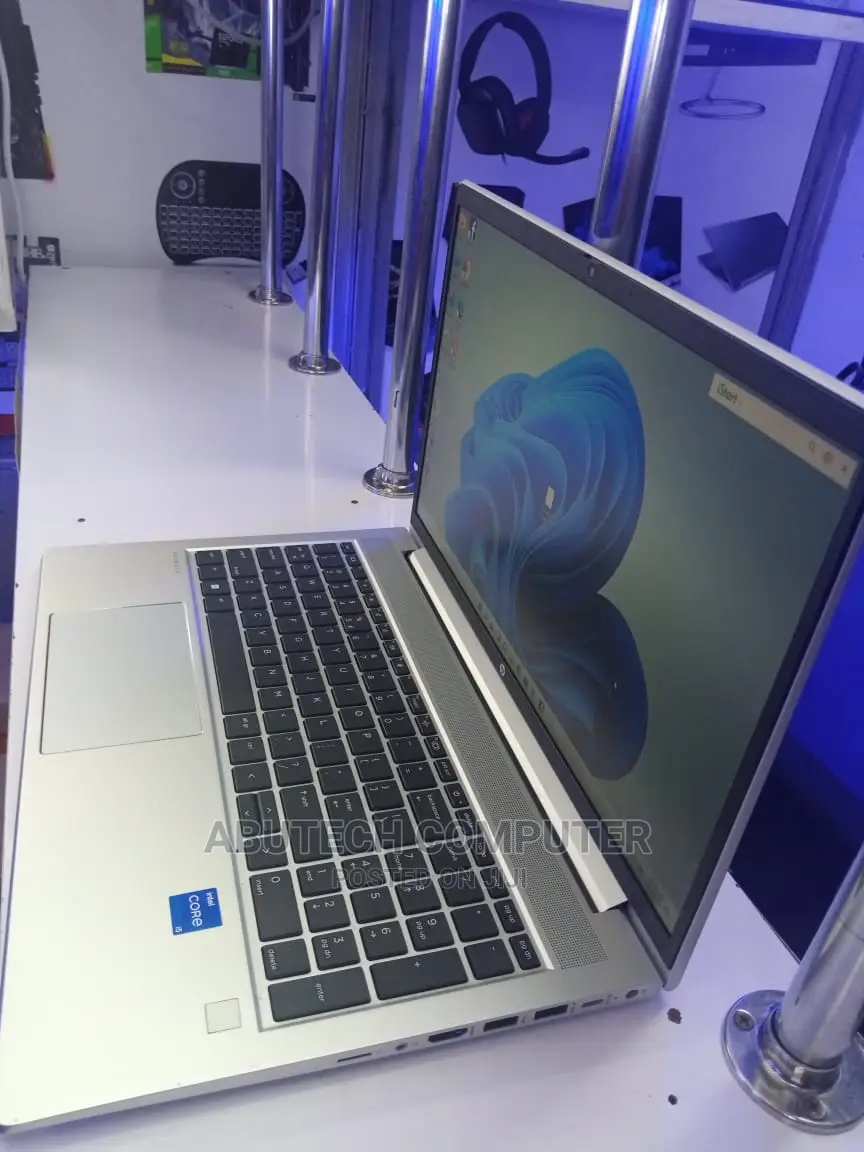 Laptop HP ProBook 450 G8 8GB Intel Core I5 SSD 256GB