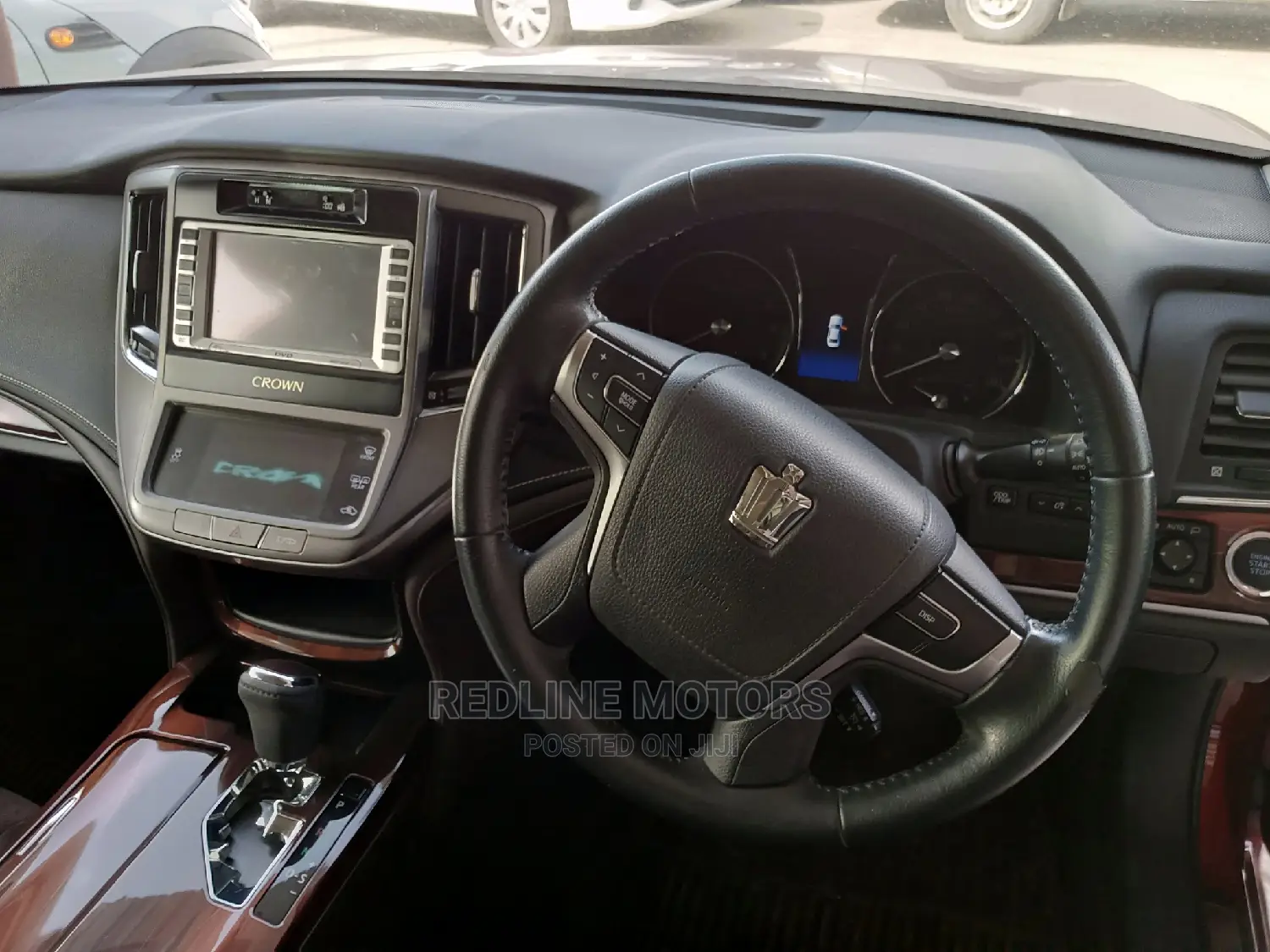 Toyota Crown 2016 Red