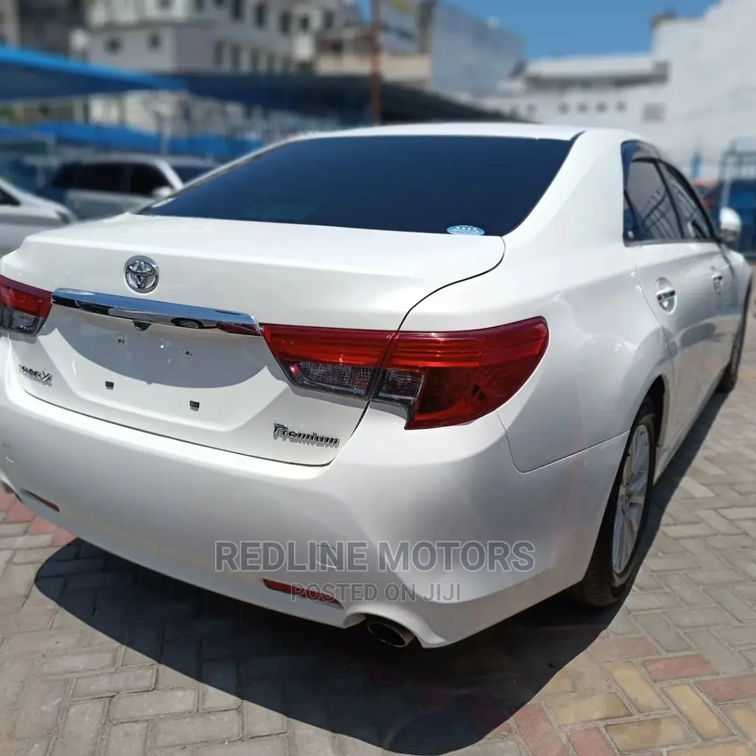 Toyota Mark X 2016 Pearl