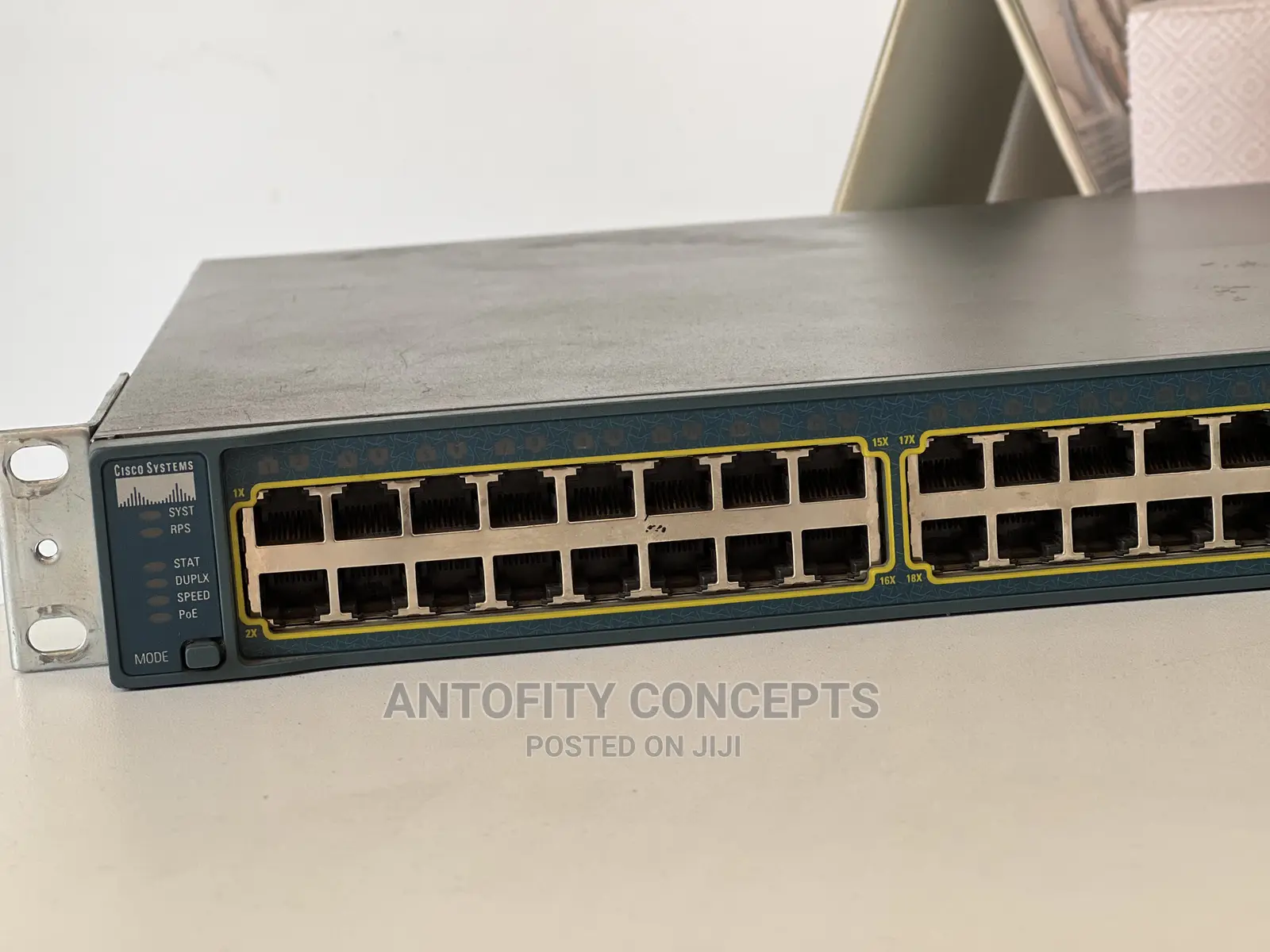 Cisco Catalyst 3560 48port POE Switch