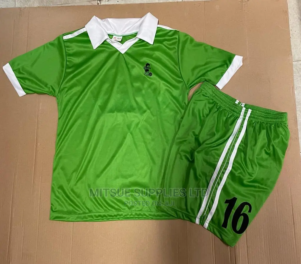 Football/Soccer Uniform- A Set of 15 With Numbers