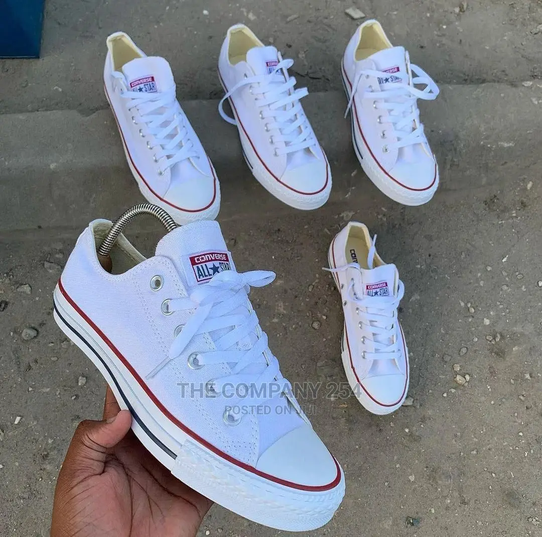 *Converse Allstars Chuck Taylor Fully Restocked