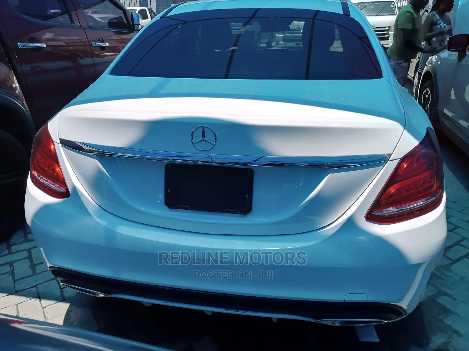 Mercedes-Benz C180 2016 Off White