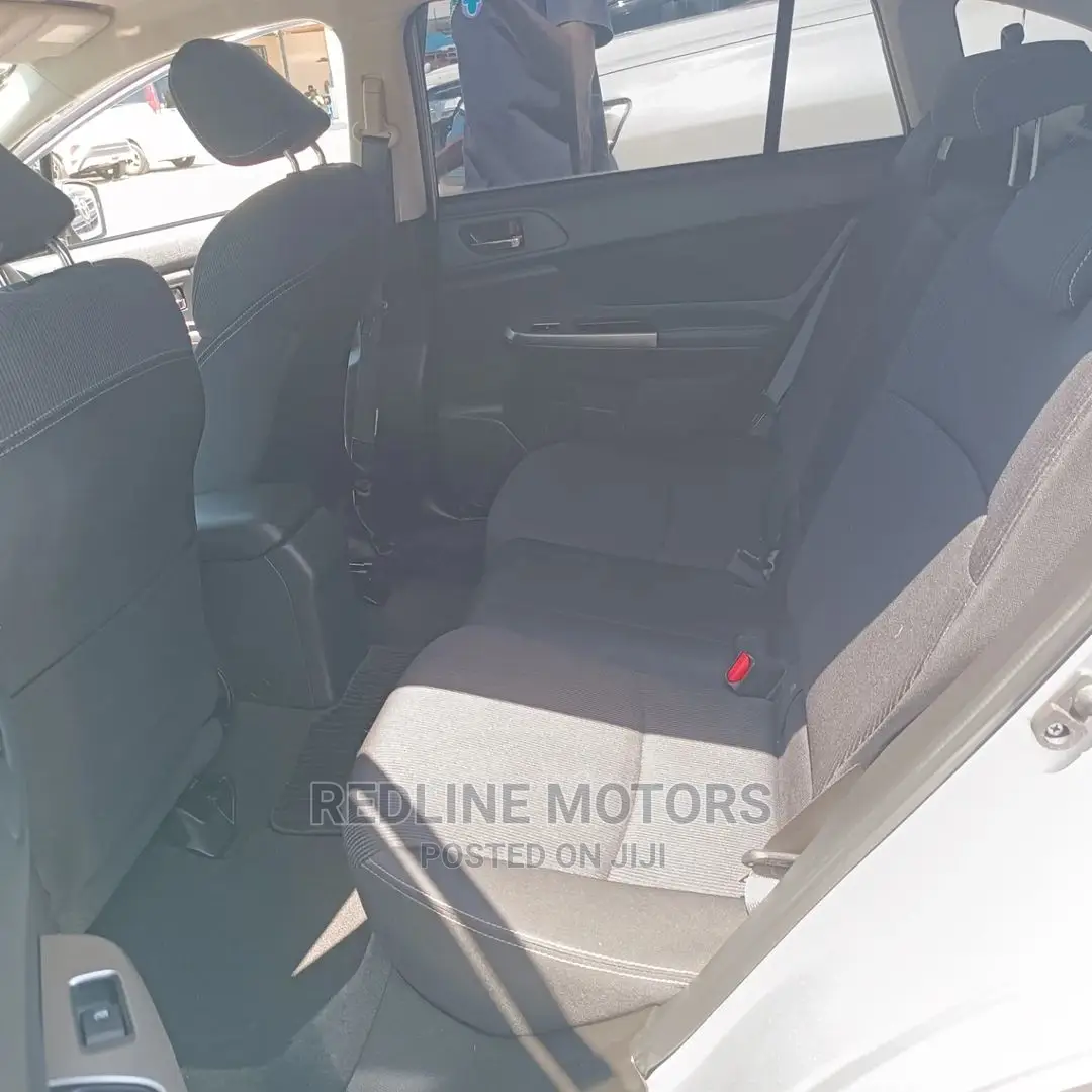 Subaru Impreza 2016 Silver