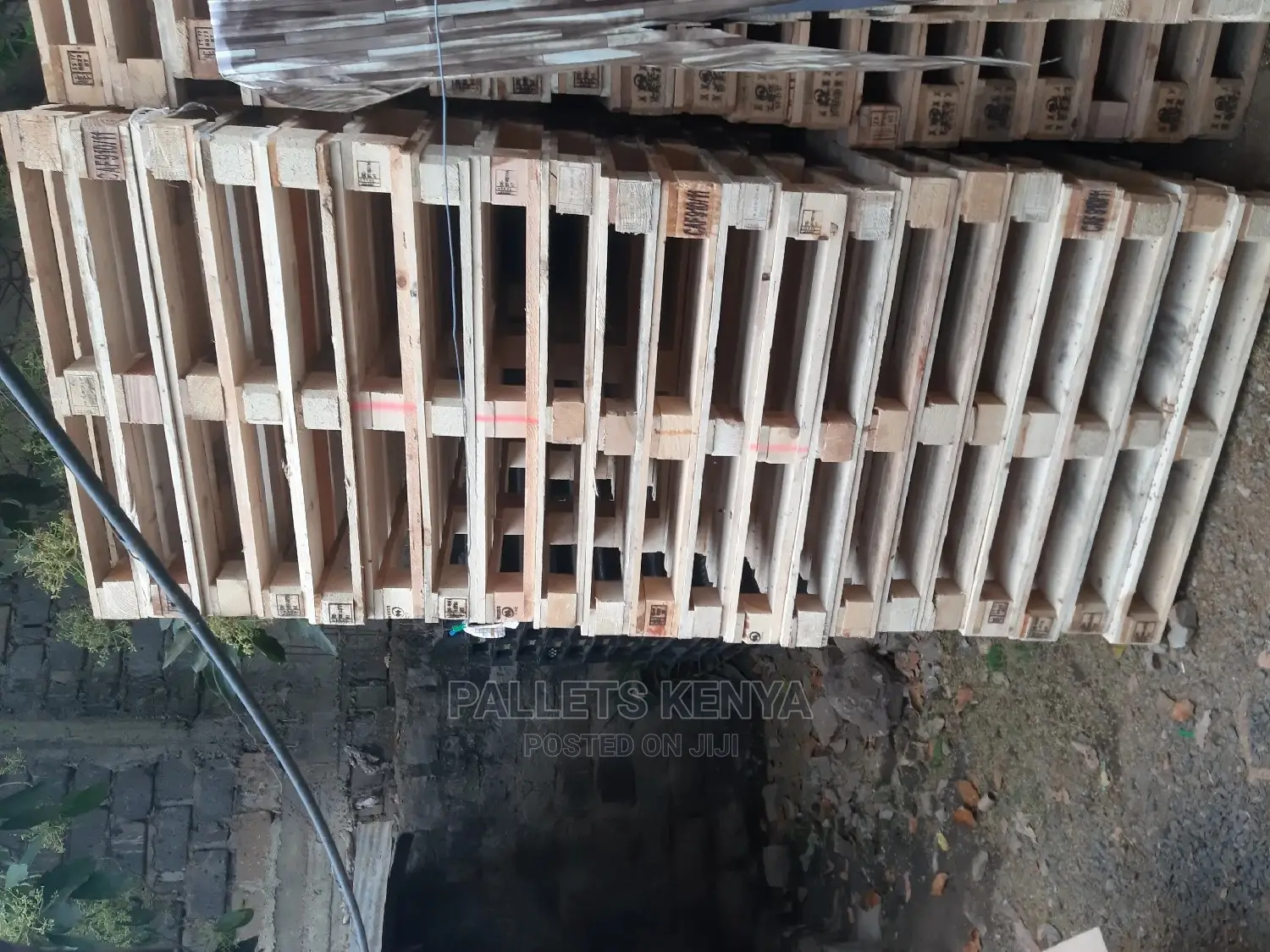 Wooden Plastic Pallets