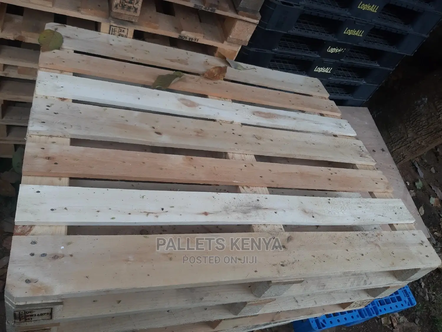 Wooden Plastic Pallets