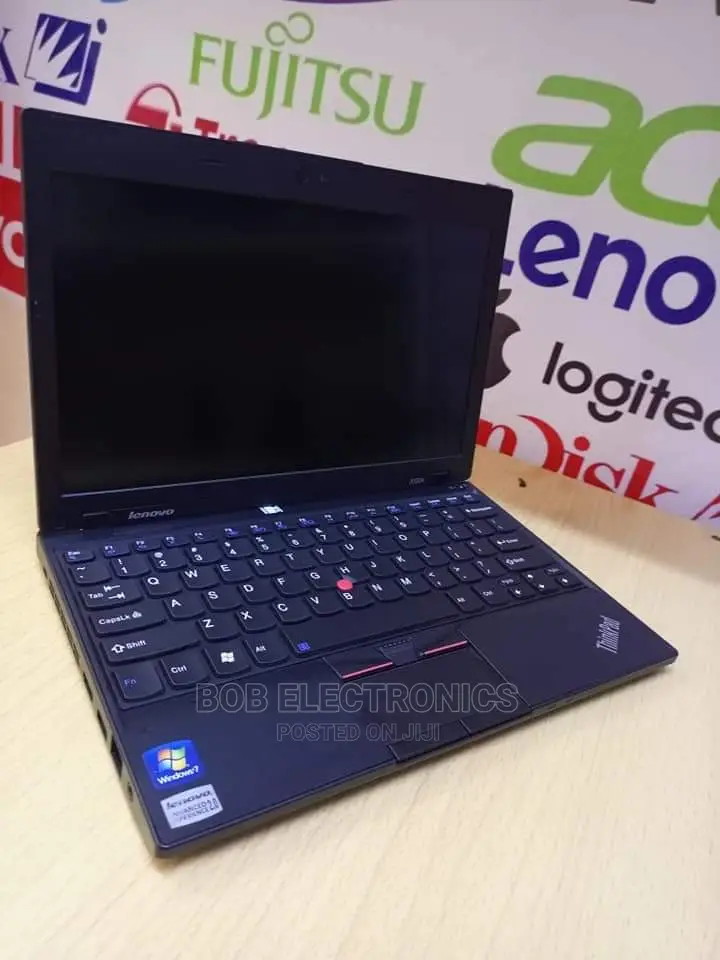 Laptop Lenovo 100e 4GB Intel Pentium HDD 320GB