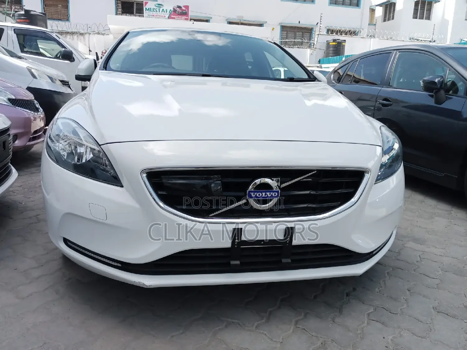 Volvo V40 2016 Pearl