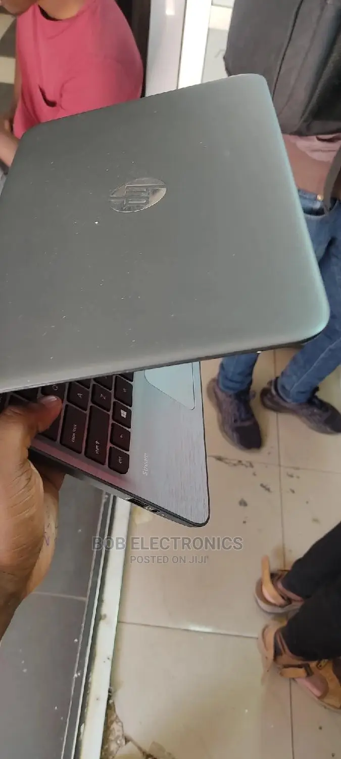 Laptop HP Stream 11 4GB Intel Celeron SSD 32GB