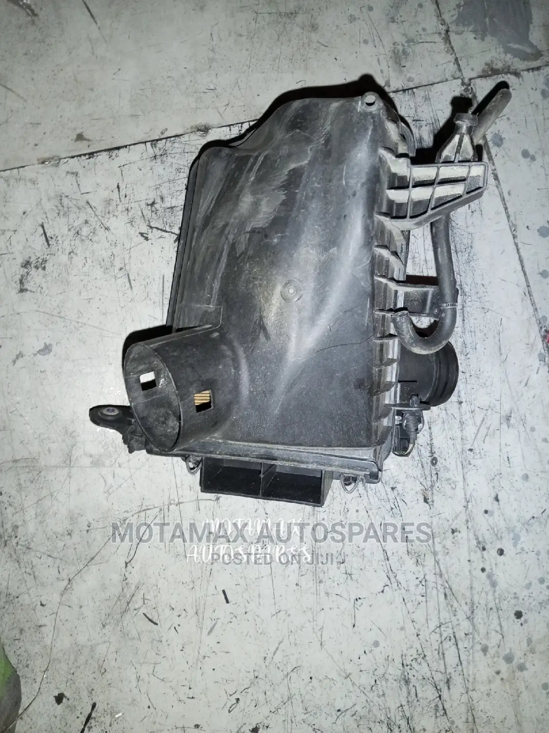 Nissan X-Trail NT31 Air Cleaner Housing