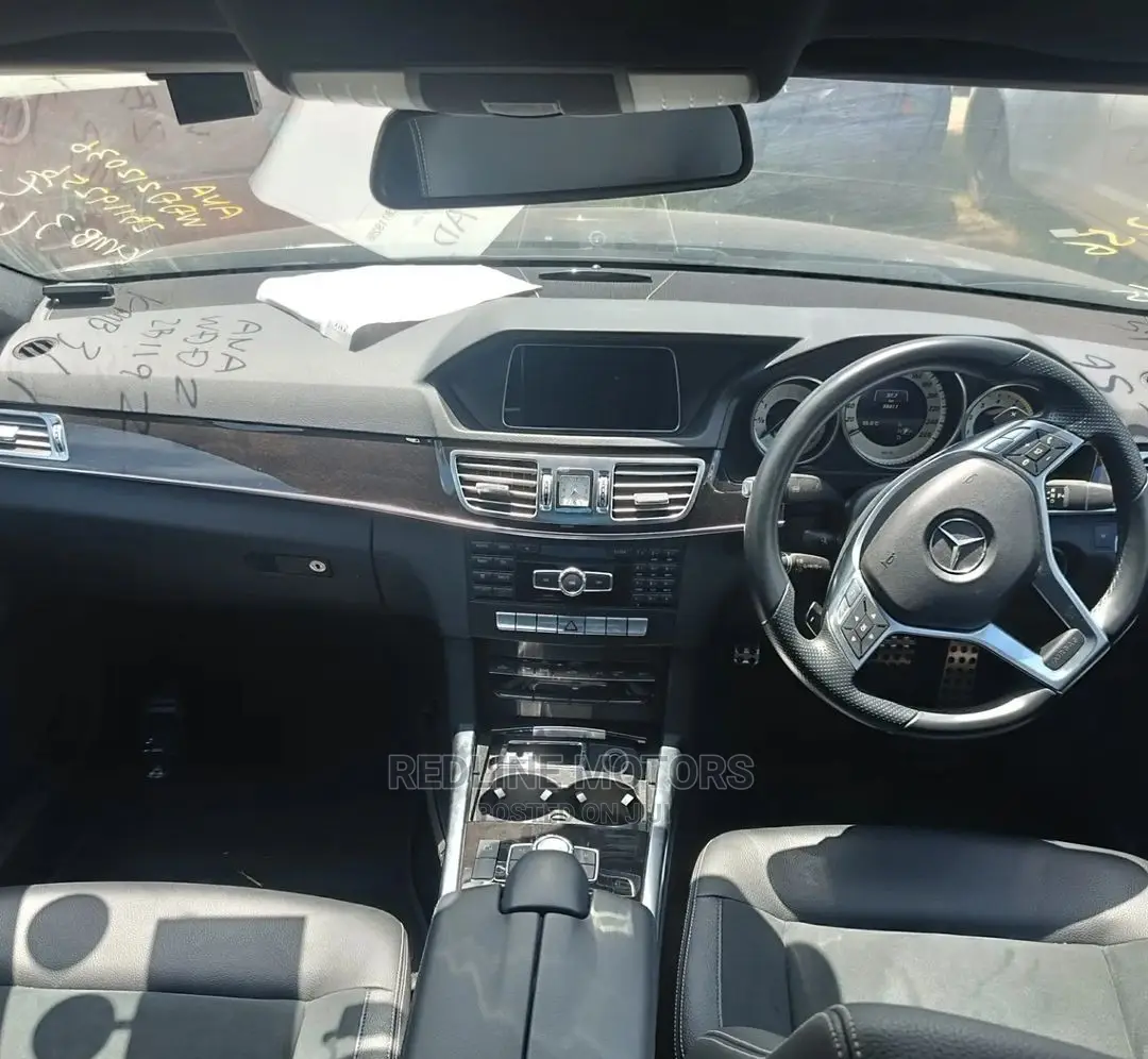 Mercedes-Benz E250 2016 Black