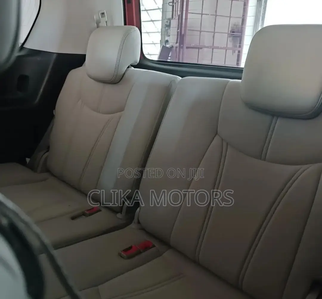 Nissan Serena 2016 Red