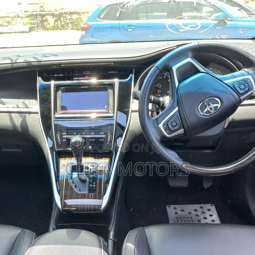 Toyota Harrier 2017 Pearl