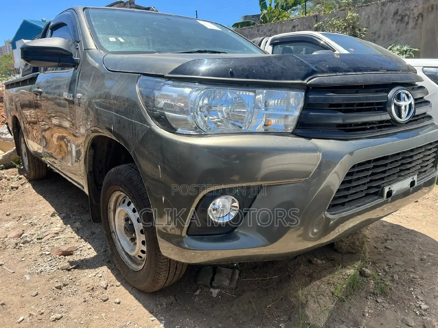 Toyota Hilux 2016 Gray