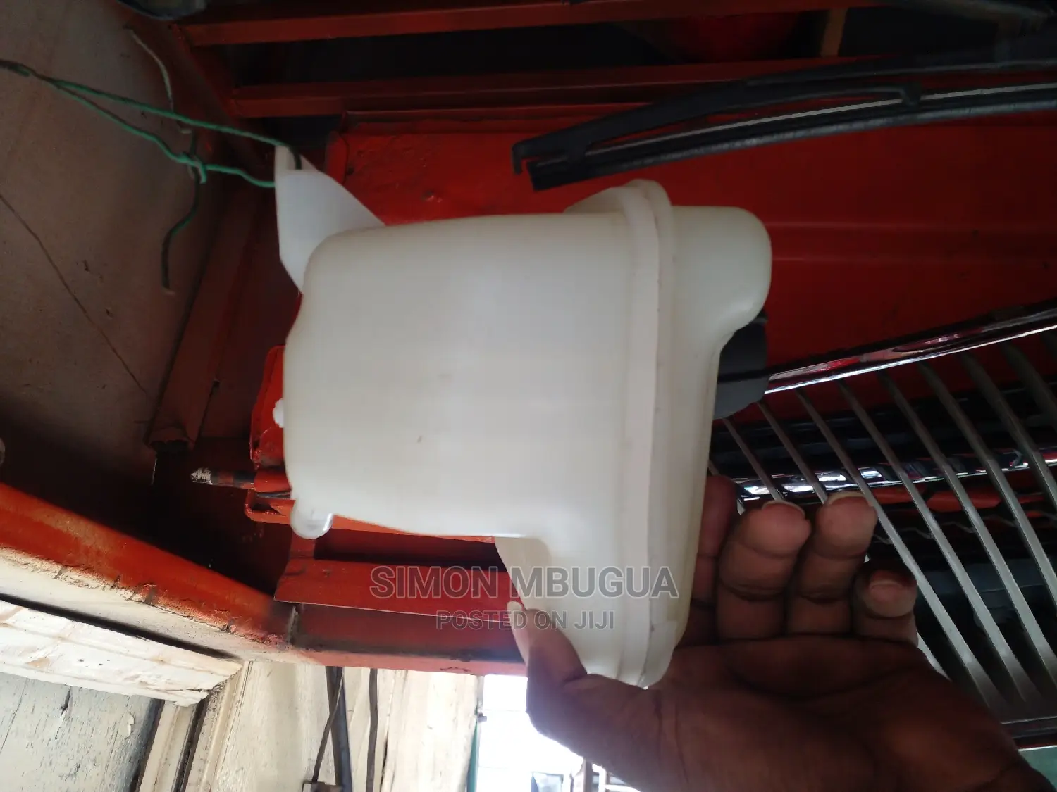 Nissan Dualis Coolant Tank