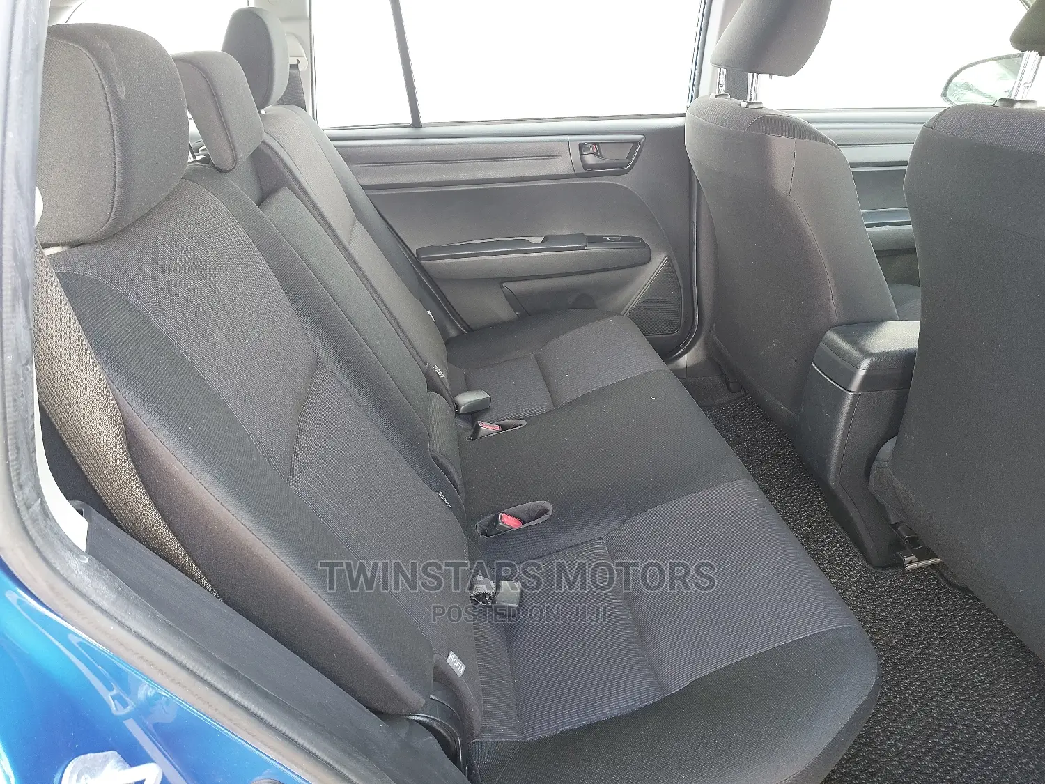 Toyota Corolla Fielder 2017 Blue