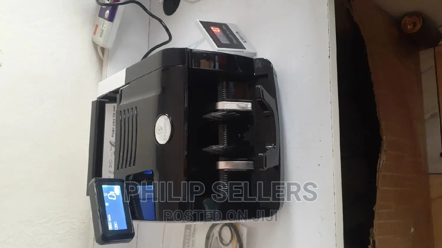 Money Cash Bill Counter Machine Bank Counterfeit Detector C
