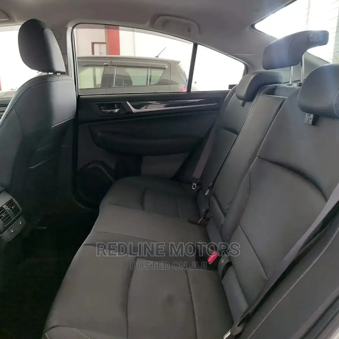 Subaru Legacy 2.5i AWD 2016 Silver