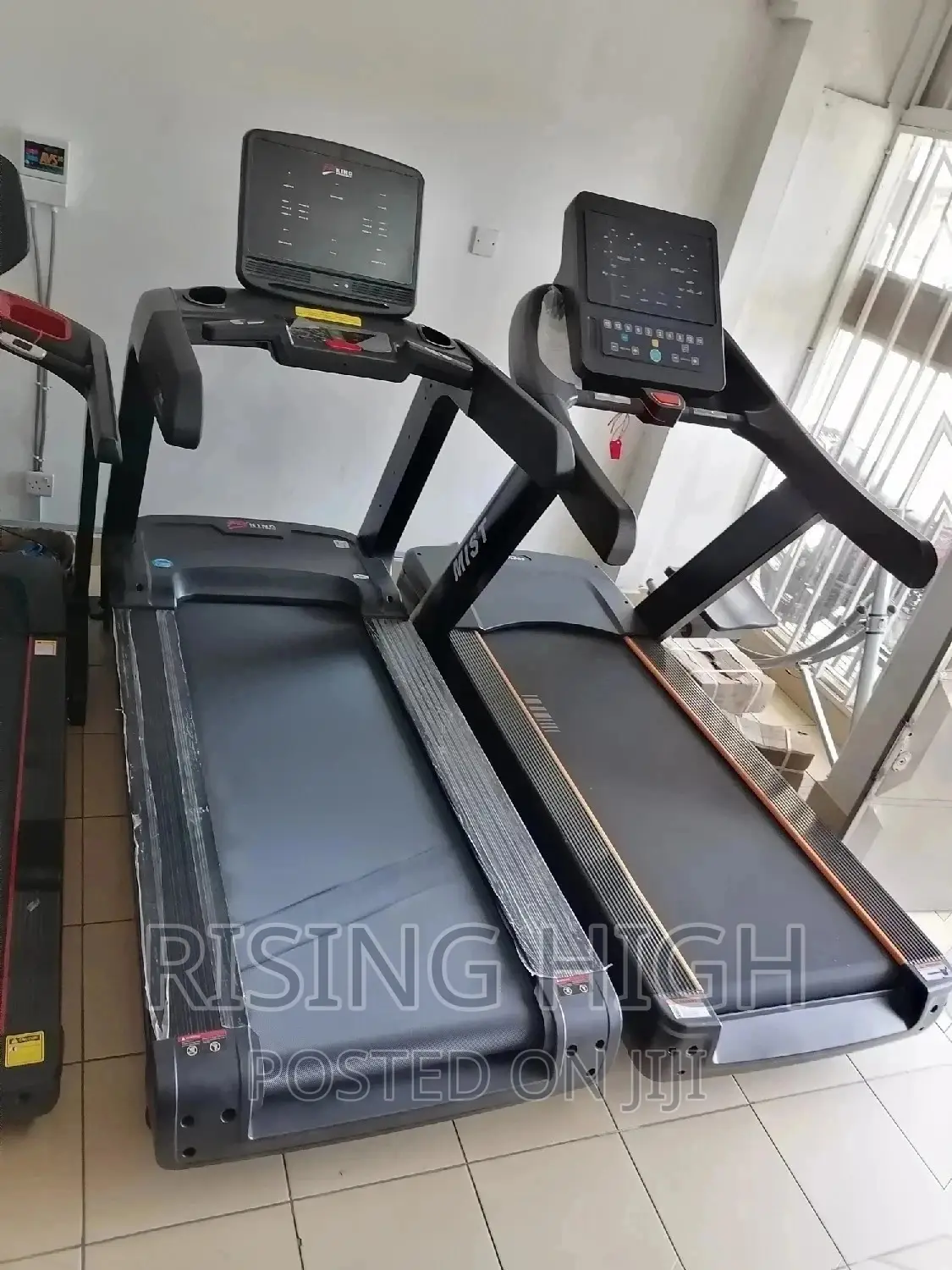 Heavy-Duty Commercial Treadmills