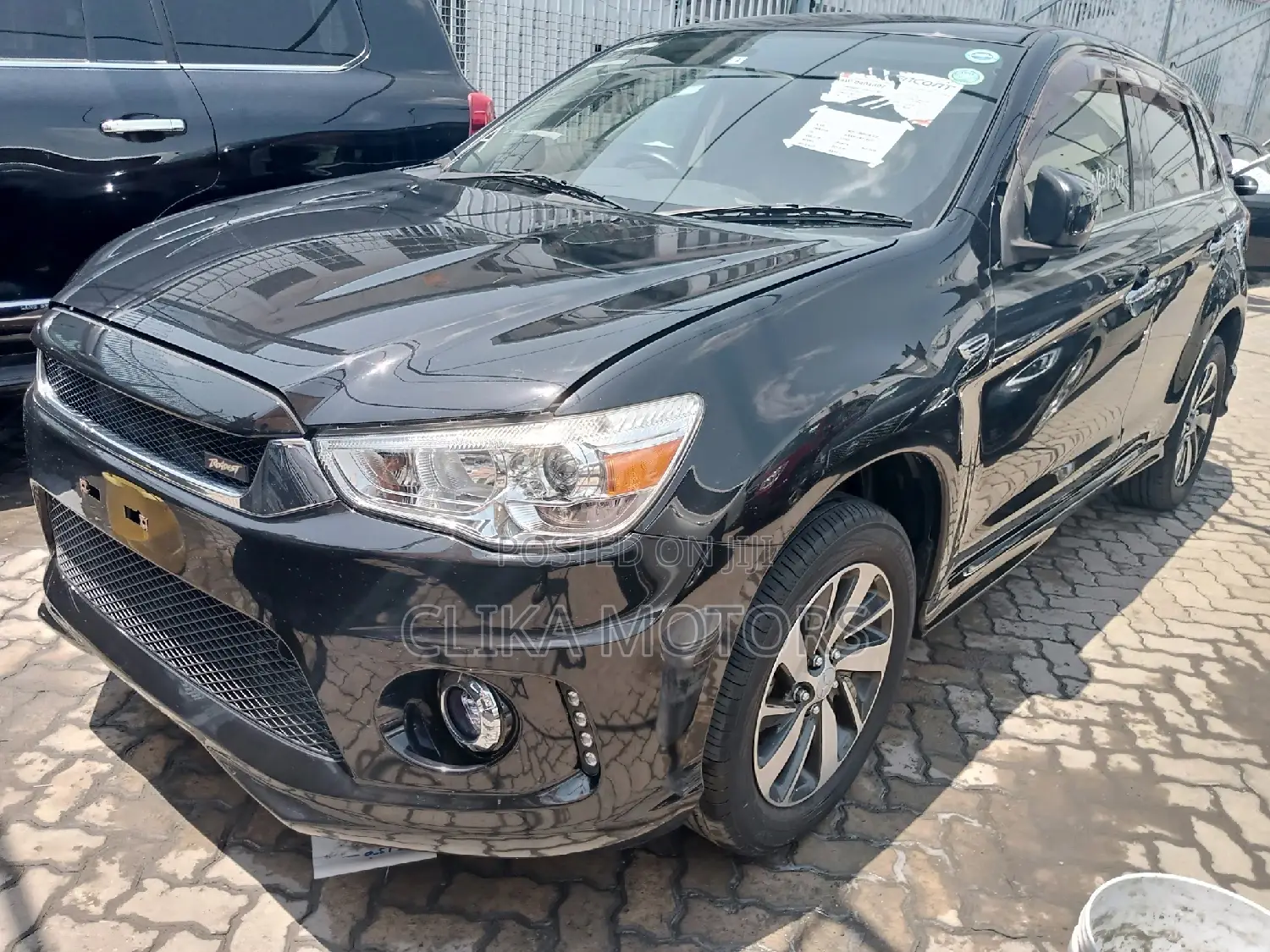 Mitsubishi RVR 2016 Black