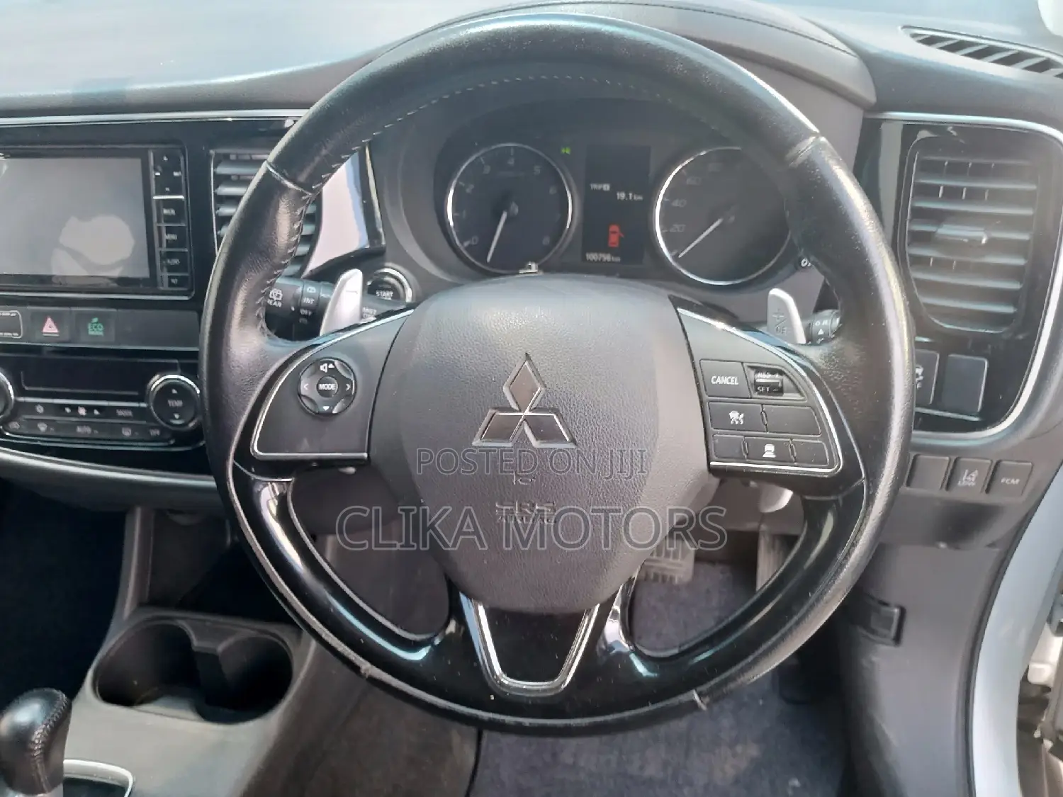 Mitsubishi Outlander SE FWD 2016 White