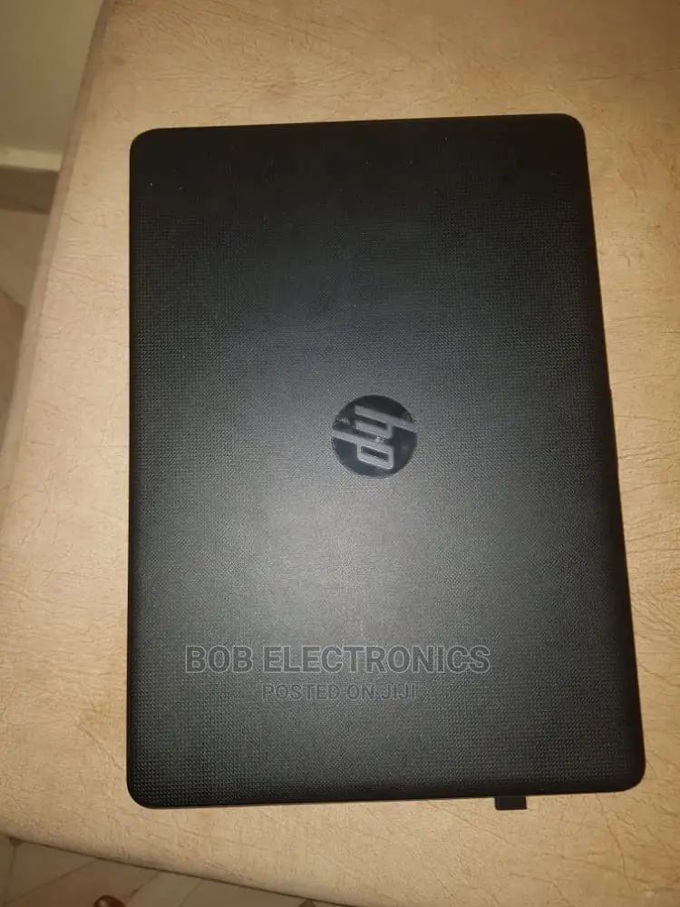 Laptop HP 14-Dq1088wm 4GB Intel Celeron HDD 500GB