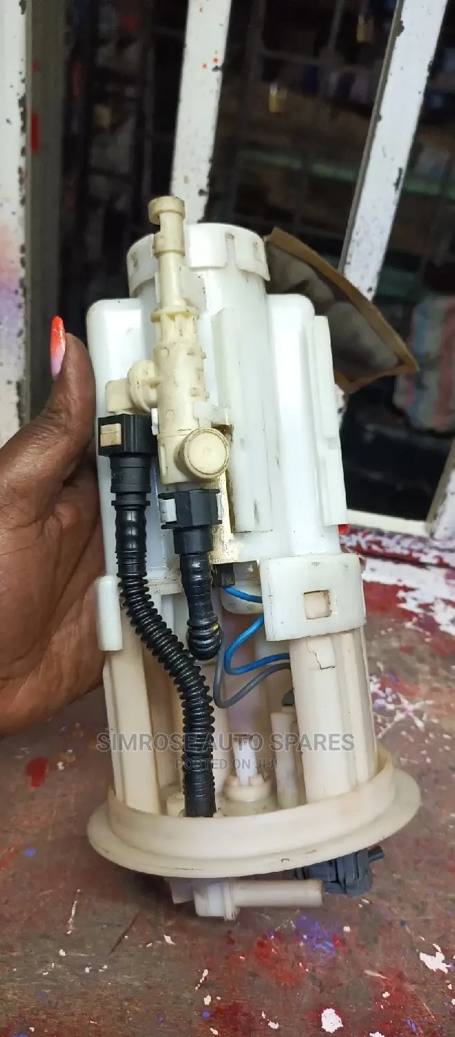 Fuel Pump for Mitsubishi Shogun.