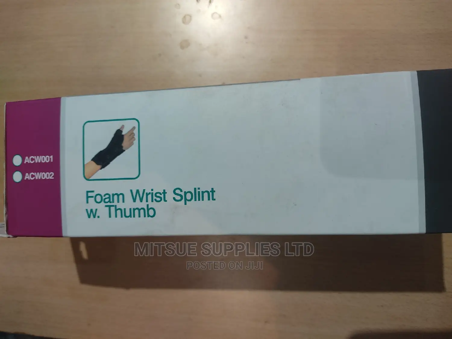 Foam Wrist Splint With Thumb ( ACW001-ACW002)