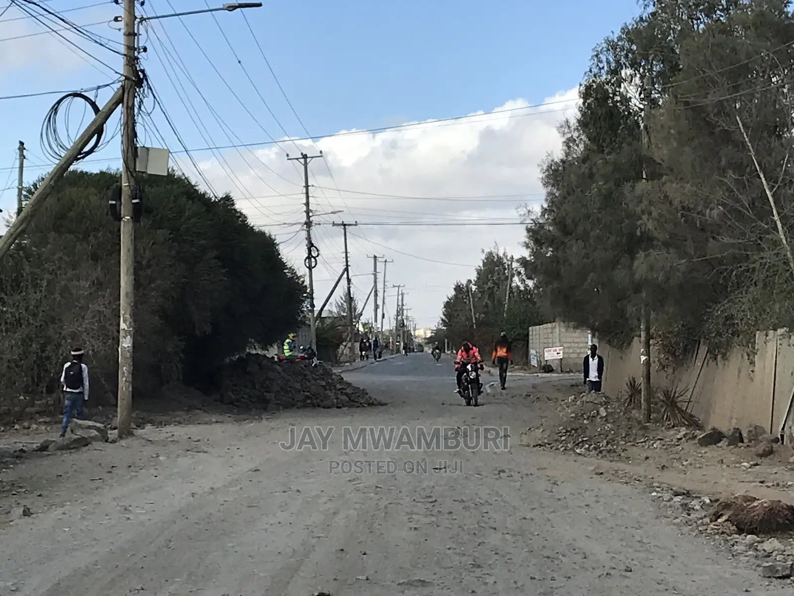 A 1/4 Acre Syokimau With Walls